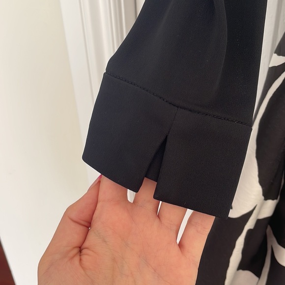 Diane Von Furstenberg ( DVF ) size 2 midi wrap dress - Picture 8 of 8